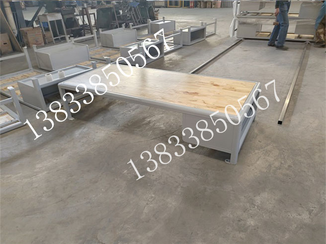 百色监狱床具